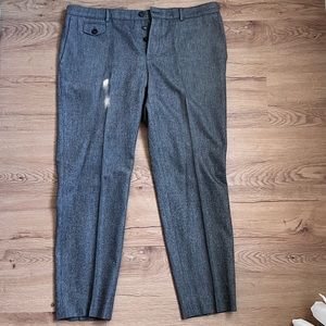 A.P.C cropped trousers. Size XL (34-36)